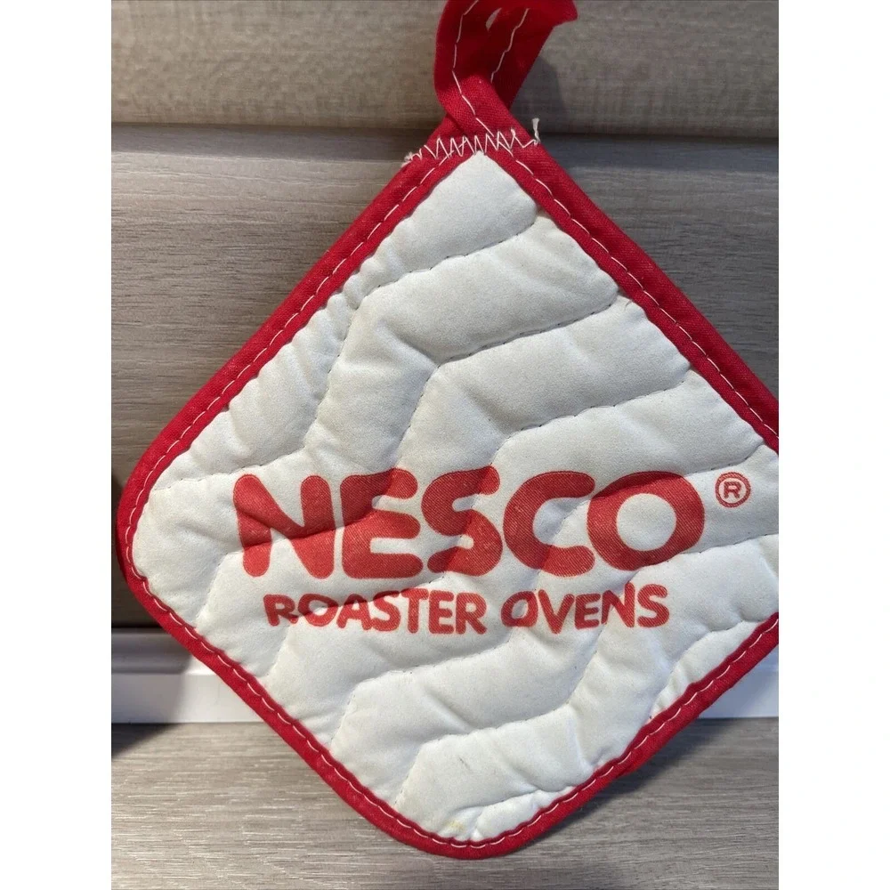 Nesco Roaster Ovens‎ pot holders vintage Set Of 2 RARE